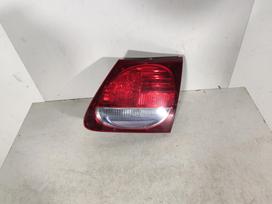 Lexus GS klasė gaismas