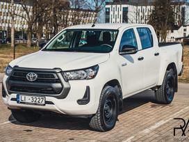 Toyota Hilux, 2.4 l., Внедорожник / Кроссовер