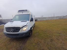 Mercedes-Benz Sprinter, preču