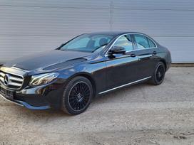 Mercedes-Benz E200, 2.0 l., Седан