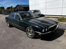 Jaguar XJ6 по частям. Xj6 long 4 0 r6 r17 xjr originalus ratlankiai visa