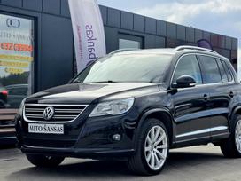 Volkswagen Tiguan, 2.0 l., off-road / crossover