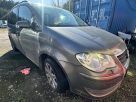 Volkswagen Touran, 2.0 l., Минивэн