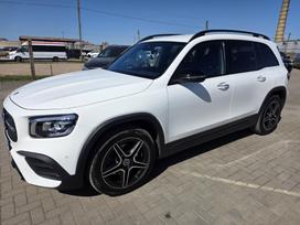 Mercedes-Benz GLB200, 2.0 l., Внедорожник / Кроссовер