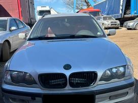 BMW 320 dalimis