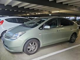 Toyota Prius, 1.5 l., Хэтчбек