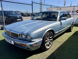 Jaguar XJ, 4.0 l., saloon / sedan