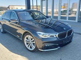 BMW 750, 4.4 l., Седан