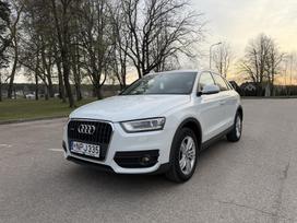 Audi Q3, 2.0 l., off-road / crossover