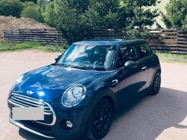 Mini Cooper, 1.5 l., hatchback