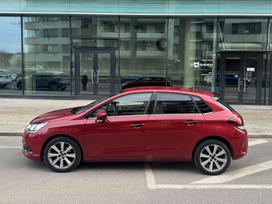 Citroen C4, 1.2 l., hatchback