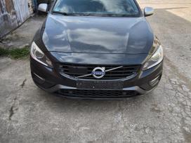 Volvo V60 Dazu kodas 717 46 xenon distronic kamera r19 ratai sildomas vair