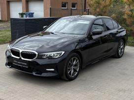 BMW 320, 2.0 l., saloon / sedan