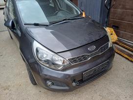 Kia Rio dalimis. Dalių pristatymas defektuotų