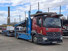 Mercedes-Benz + Kassbohrer 2006, auto vedēji