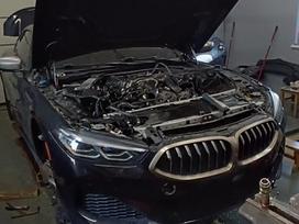 BMW M850 Parduodamas variklis dalymis n63b44 390kw