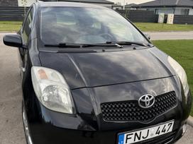Toyota Yaris, 1.4 l., hatchback