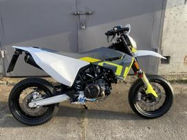 Husqvarna Supermoto 693cc, supermoto