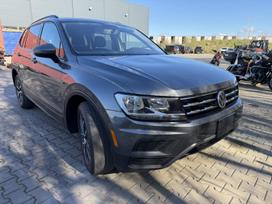 Volkswagen Tiguan, 2.0 l., Внедорожник / Кроссовер