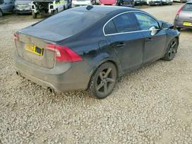 Volvo S60 dalimis. R dizainas