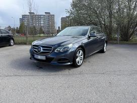 Mercedes-Benz E200, 2.0 l., Седан