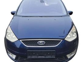 Ford Galaxy dalimis. Turime daug įvairių markių automobilių ardyme vari
