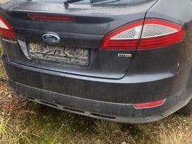 Ford Mondeo dalimis. Turime daug įvairių markių automobilių ardyme vari