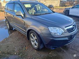 Opel Antara Turime daug įvairių markių automobilių ardyme varikliai ir