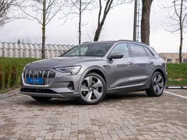 Audi e-tron, 95 kWh, off-road / crossover