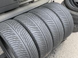 Michelin Pilot Alpin 5, all-season 235/45 R18