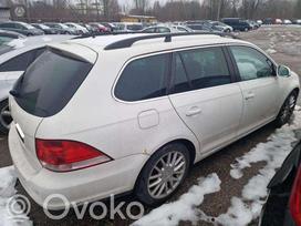 Volkswagen Golf, caxa, по частям. Turime daug įvairių markių automobilių ardyme va