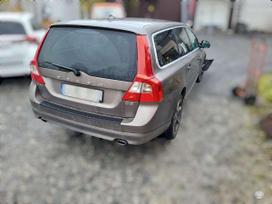 Volvo V70, D5244T15, for parts. Variklio kodas d5244t15 spalvos kodas 472 46 tur