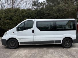 Opel Vivaro, 2.0 l., passenger minibus