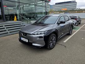Subaru Solterra, 73 kWh, off-road / crossover