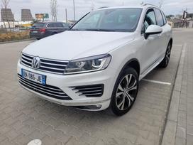Volkswagen Touareg, 3.0 l., Внедорожник / Кроссовер