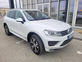 Volkswagen Touareg, 3.0 l., off-road / crossover