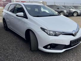 Toyota Auris, 1.6 l., Универсал