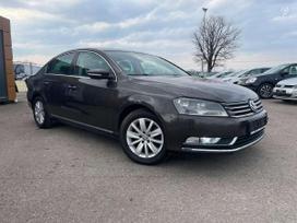 Volkswagen Passat, 1.6 l., Седан
