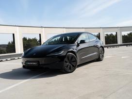Tesla Model 3, 60 кВт·ч, Седан