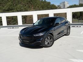 Ford Mustang Mach-E, 74 kWh, off-road / crossover