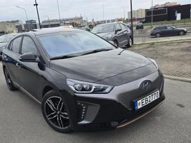 Hyundai IONIQ, 28 kWh, hatchback