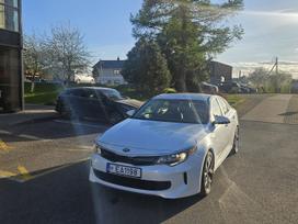 Kia Optima, 2.0 l., saloon / sedan