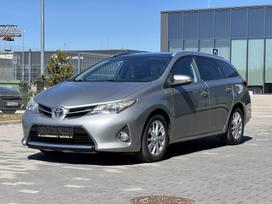 Toyota Auris, 1.4 l., Универсал
