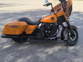 Harley-davidson Street Glide Flhx, čioperiai