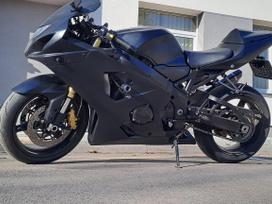 Suzuki GSX-R 750cc, superbikes