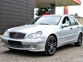 Mercedes-Benz C220, 2.2 l., saloon / sedan