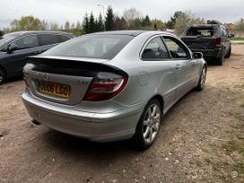 Mercedes-benz C klasė dalimis. 2006 mercedes