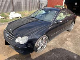Mercedes-benz Clk320 dalimis. 2007 mercedes
