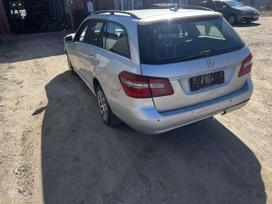 Mercedes-benz E klasė dalimis. 2010 mercedes