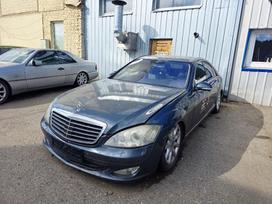 Mercedes-Benz S klasė Variklis ir kiti agregatai dirbo tvarkingai